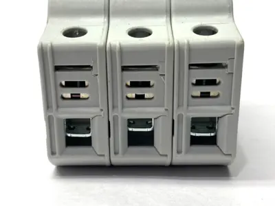 Used Cooper Bussmann Modular Indicator Fuse Holder 3-Pole 600V 30A Fuse Accessories Michigan US | Maverick Industrial Sales #1392480