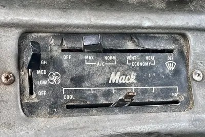Used 1989 MACK R688ST Conventional trucks Louisiana US | Proxy Equipment #1385065
