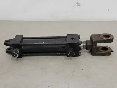 USED PARKER 2.50CBB2HLT24AC8.00
