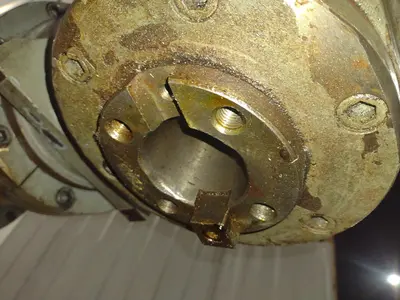 50 TAPER GIDDINGS & LEWIS RIGHT ANGLE BORING HEAD, OFF 5" SPINDLE MILL: YOBRO #24743
