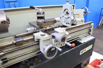 Used 2010 Victor 1440B, Inch/Metric, Gap, 4-Jaw, Toolpost, 3 HP Gap Lathes New Jersey US | Machinery Values #1334567