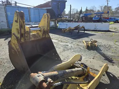 USED 2010 CATERPILLAR 315
