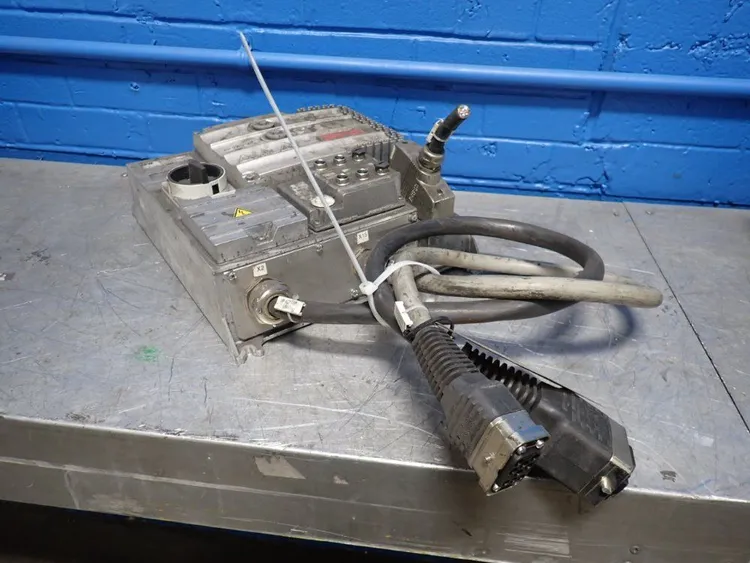 Used SEW EURODRIVE MQD32A/MM30D/238G0/AGB1 Variable Speed Drives Ohio US | HGR 24 #878318