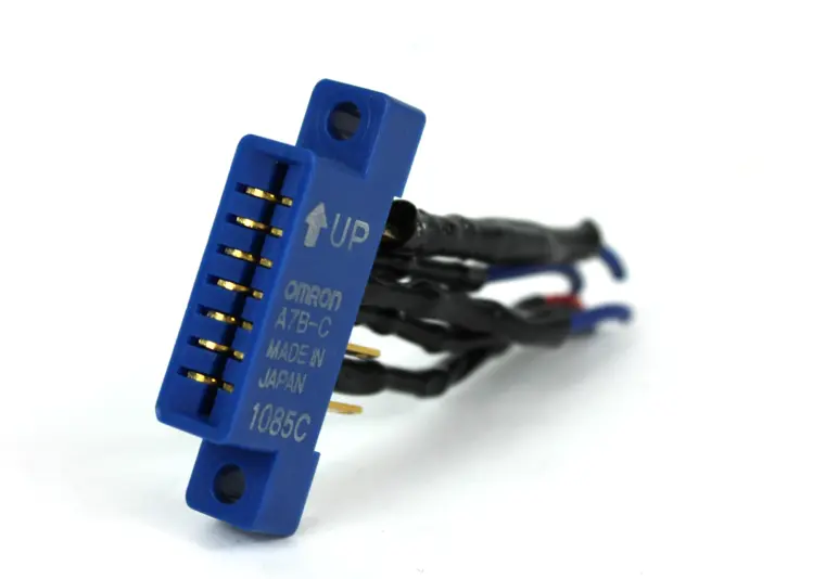 Used OMRON A7B-C Industrial Controls | Industrial Parts R Us Inc. #381104