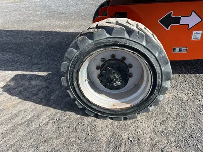 USED 2016 JLG 860SJ