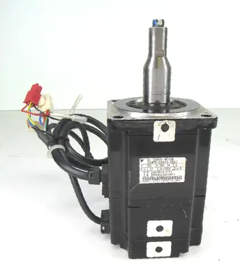 USED YASKAWA SGMPH-04A1A-YR61