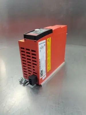 USED SEW EURODRIVE MC07B0015-5A3-4-0 Movitrac VFD 2HP Variable Frequency Drive