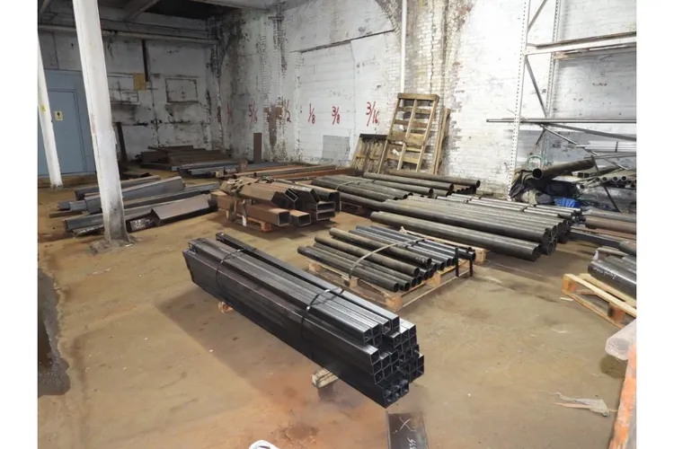 Used _UNKNOWN_ _UNKNOWN_ Commercial Materials & Supplies Ohio US | Thompson Auctioneers #1370810