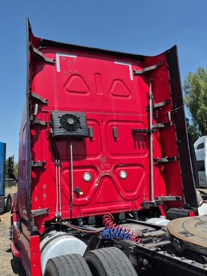Used 2019 FREIGHTLINER CASCADIA Miscellaneous Trucks/Trailers California US | Revelation Machinery #1277595