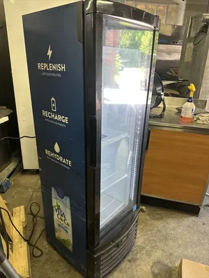 174-0210 IDW G-9 N334B Self Contained Vertical Glass Door Cooler