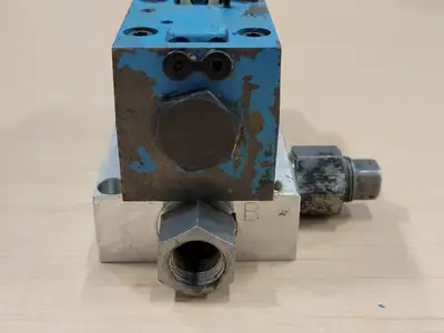 USED VICKERS 633741