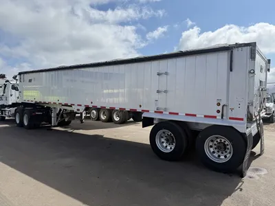 Used 2018 EAST GENESIS Dump Trailers Minnesota US | Carco Truck & Equipment #1514092
