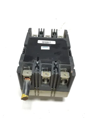 Eaton HFD3150BP10 Industrial Circuit Breaker 15 Amps 3P