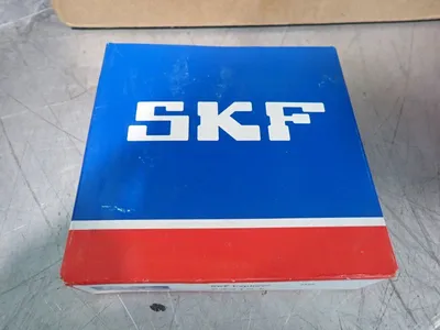 NEW SKF 22216E