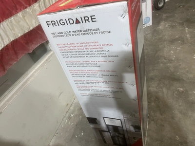 Used FRIGIDAIRE HOT AND COLD WATER DISPENSER Residential Appliances Michigan US | Miedema Asset Management Group #1322296