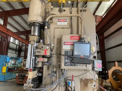 USED 1900 PACIFIC J300-12