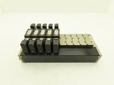 SMC NVV5FS3-01T-101  10-Station Pneumatic Solenoid Valve Manifold NVFS3300-5FZ