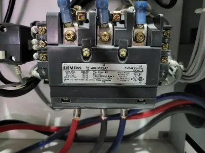 Full Voltage Non-Reversing MCC Bucket Size 3