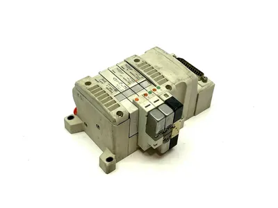 VV5QC11-04N3FD0-S,VVQ1000-10A-1,VQ1100N-51,VQC1400 | SMC VV5QC11-04N3FD0-S Pneumatic Manifold Base w/ Solenoids - Used