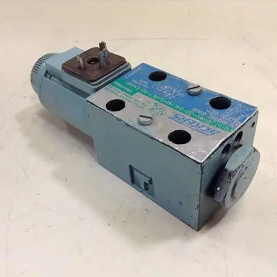 USED VICKERS DG4V-3S-2AL-M-U-HL7-60-EN490