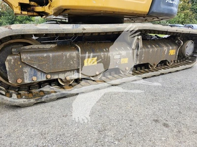 USED 2022 XCMG XE55U