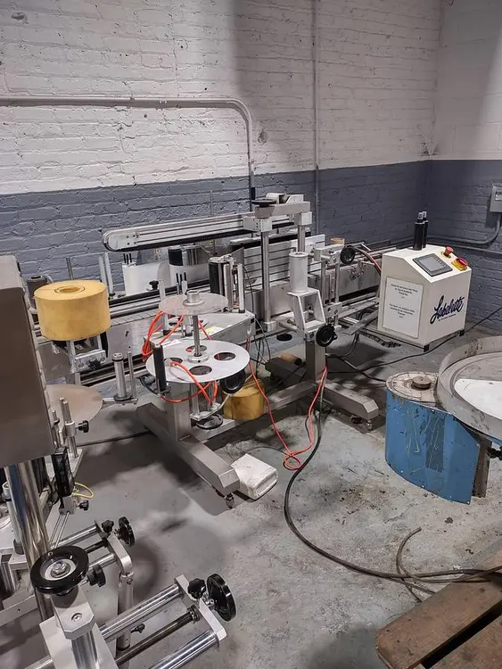 Used ACCUTEK - LABELETTE FRONT AND BACK LABELER - PRESSURE SENSITIVE. _UNKNOWN_ Labelers Illinois US | Save on Equipment #1147596