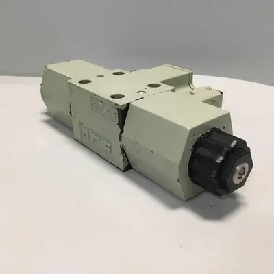 USED YUKEN DSG-01-3C55-D24-50170