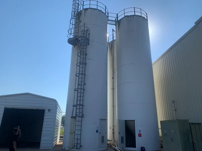 Approx 30,000 Gallon Vertical Silo 42’ x 12’, 60 Degree