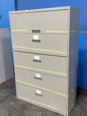 Steelcase 5 Drawers  Cabinet