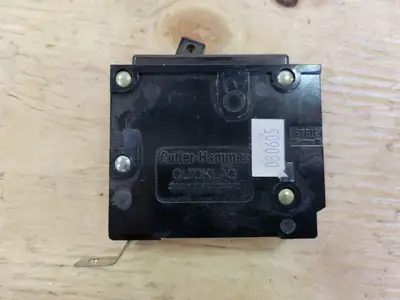 USED CUTLER-HAMMER BA130