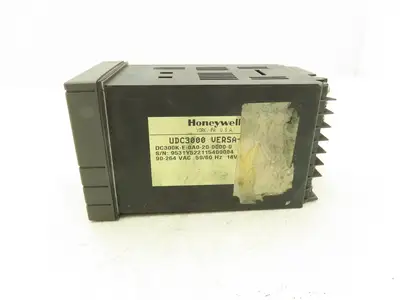 Honeywell UDC3000 Digital Temperature Controller DC300K-E-0A0-20-0000-0