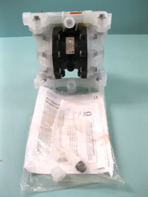 NEW Graco D52977