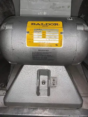 3610-550 Baldor 2-Speed Double End Plastic/Metals Buffing Unit, with Handler Dust Collector