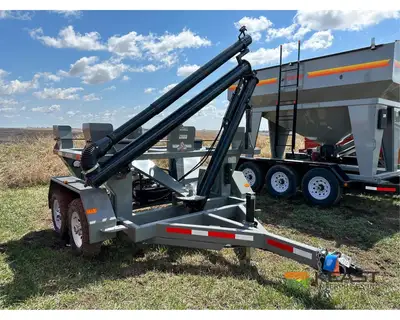 Used TRAVIS _UNKNOWN_ Seed Tenders Iowa US | Keast Enterprises #1360520