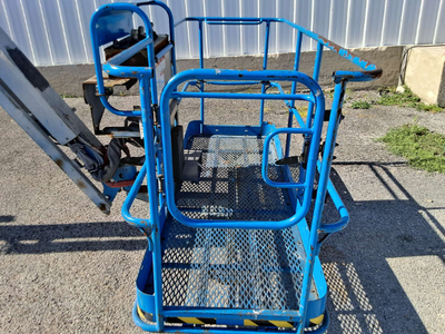 USED 2016 Genie Z-62/40