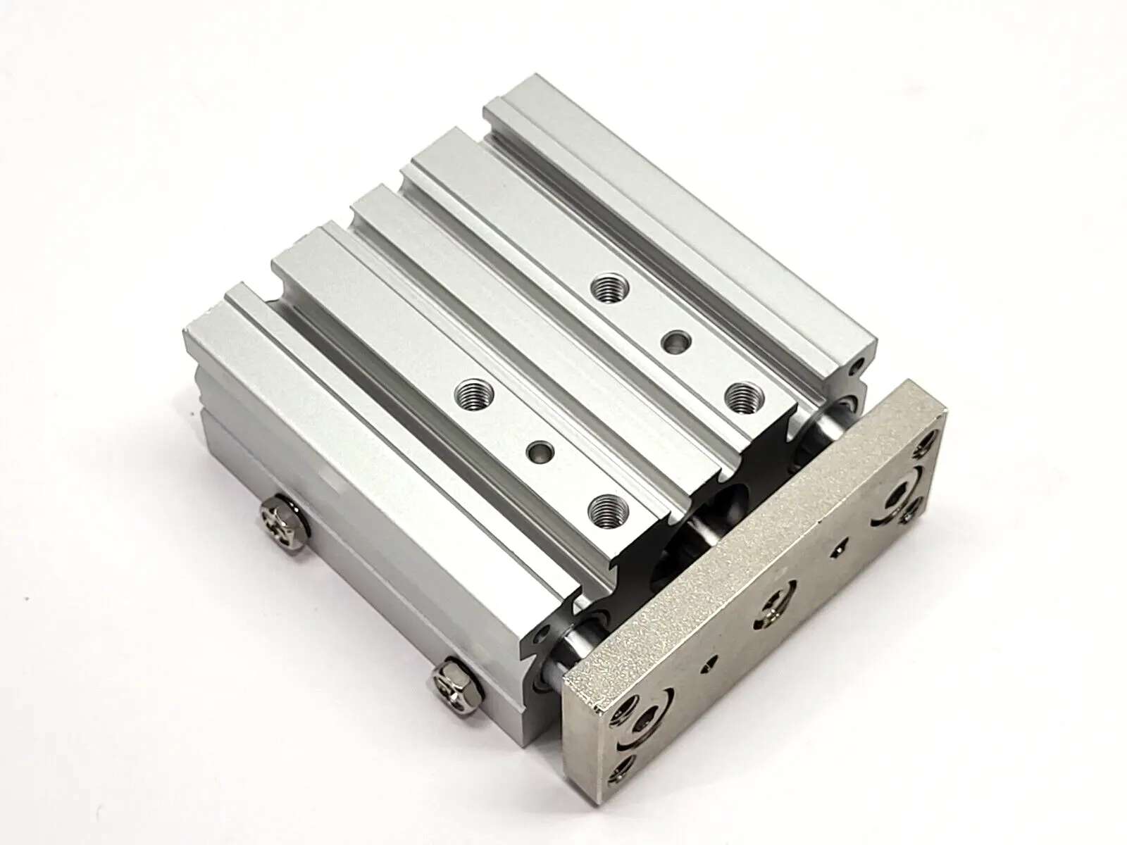 New | in-Stock SMC MGPM16-30Z Misc Industrial Equipment | Maverick Industrial Sales #1103354