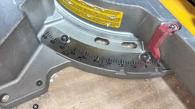 Used _UNKNOWN_ _UNKNOWN_ Double Miter Saws Georgia US | Auction Management Corporation #1548657