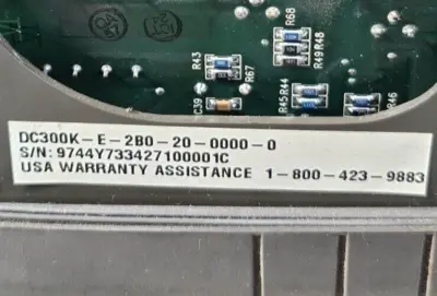 Honeywell DC300K-E-2B0-20-0000-0 Temperature Control (BIN635)