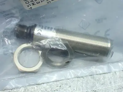 NEW SICK VL184P3240