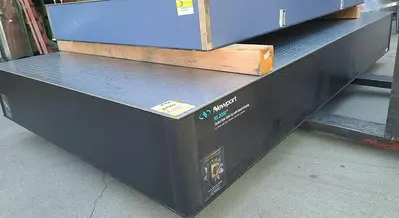 NEWPORT RS2000 SEALED HOLE TABLE TOP WITH TUNED DAMPING AND LEGS