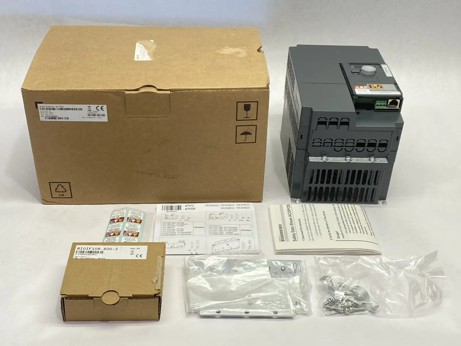 New | in-Stock B&R INDUSTRIAL REV C0 ACOPOSINVERTER 5.5KW SERVO DRIVE Servo Drives | Maverick Industrial Sales #1104685