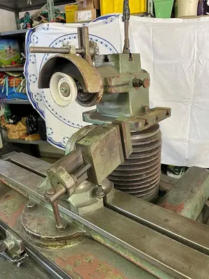 Used TOS BN 102 Tool & Cutter Grinders CZ | Amaron s.r.o. #1056627