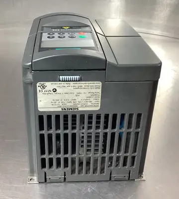 Siemens 6SE6440-2UD22-2BA1 Micromaster 440 Drive 3Ph 5.9A 0-650Hz 1D-03