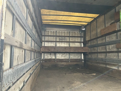 USED 2006 GMC W4500