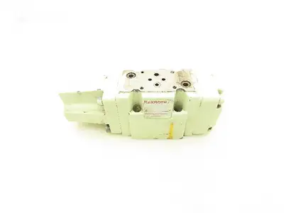 Rexroth 4WRZ 10 E1-85-40/6A24N9K4/D2MR Hydraulic Proportional Directional Valve