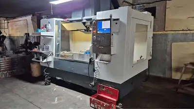 2015 HAAS VF-4SS Vertical Machining Centers | Toolquip, Inc. (1)
