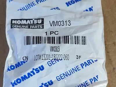 NEW KOMATSU VM0313