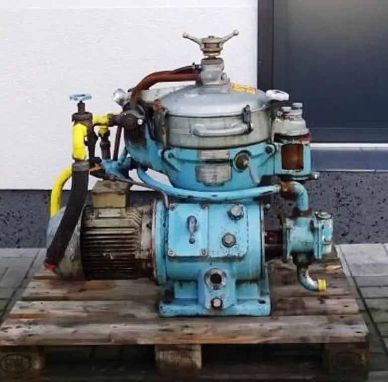 (3) Alfa-Laval MAB 205S-29-60 oil purifiers, SS.