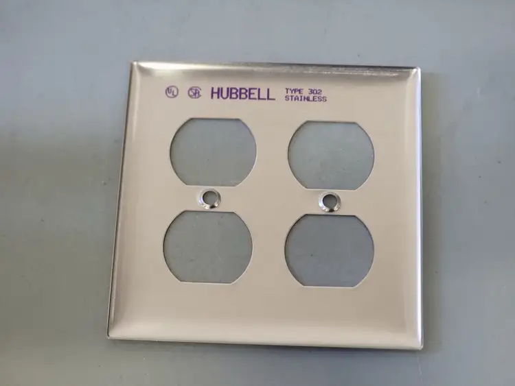 New | in-Stock HUBBELL S82 Misc Electrical & Power Parts British Columbia CA | Lenmark #248731