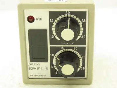 Omron SDV-FL6 Voltage Sensor Safety Monitor Relay 110 VAC W/Socket Base